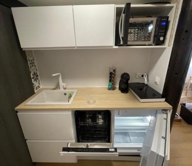 Estrees-St-Denis Apartment | Bmco cottage