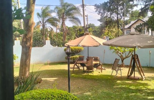 Runda Bed & Breakfast | BnB chez Joep - corner Guestroom