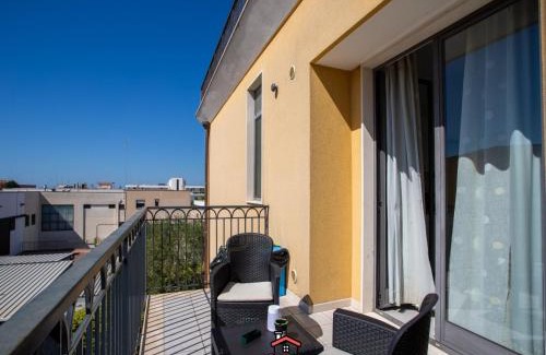 Bitonto Apartment | Bnb of the Nations, parking , 9min Airport & Sea