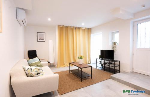 Tournefeuille Apartment | BNB TOULOUSE - Le Gaston douillet - Clim - WiFi - Plein centre