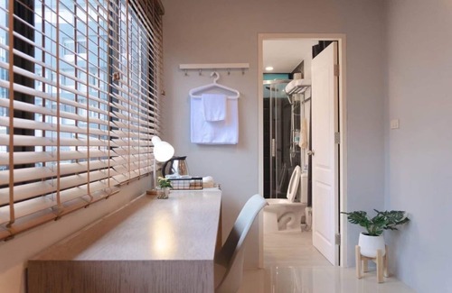 Silom Hotel | BnB98 Silom Hotel