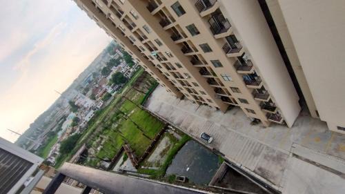 Lucknow Apartment | BnBBuddy's Tranquil Nest # 2bhk Lucknow
