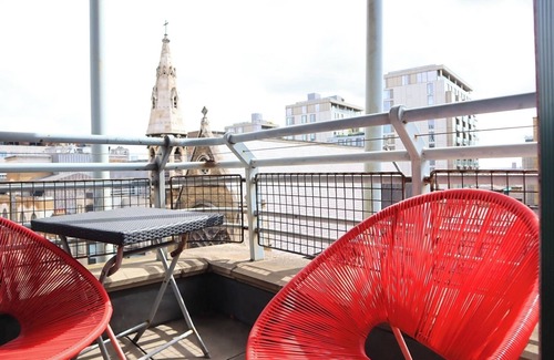 Tower Hill Apartment | BnBNook - Bright 1BR - Walk to Tower Bridge