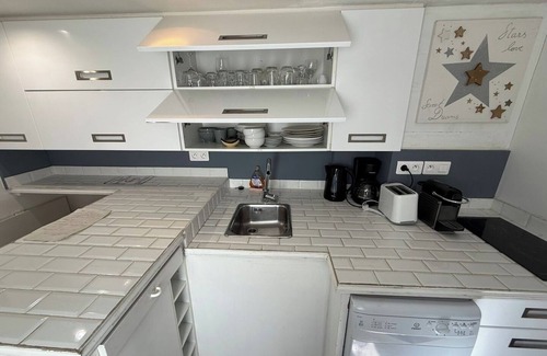 Les Iles Apartment | BnBNook - Flat on Ile St-Louis - Heart of Paris