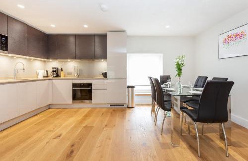 Fitzrovia Apartment | BnBNova - 2BR 2BA in Fitzrovia & Soho