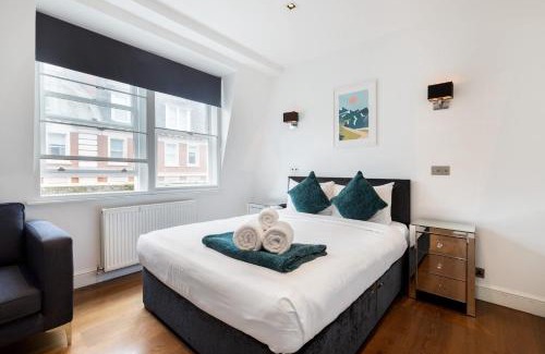 Fitzrovia Apartment | BnBNova - 2BR - The Heart of Soho