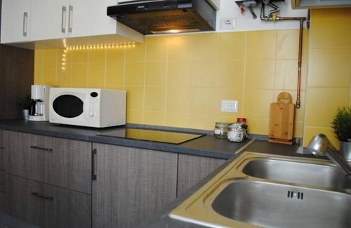 Lissone Apartment | BNBOOK-GALBIATI FLAT LISSONE