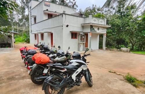 Namakkal Hotel | BNS Village Resort