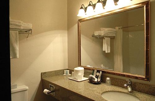Wetmore Hotel | Boarders Inn & Suites by Cobblestone Hotels - Munising