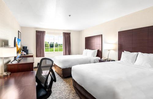 Shawano Hotel | Boarders Inn & Suites by Cobblestone Hotels - Shawano
