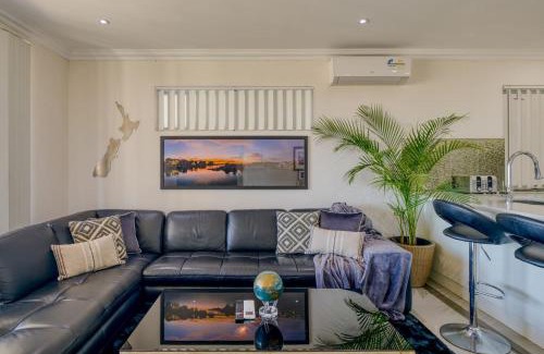 Mindarie Apartment | Boardwalk Bliss - Explore the Lively Mindarie Marina