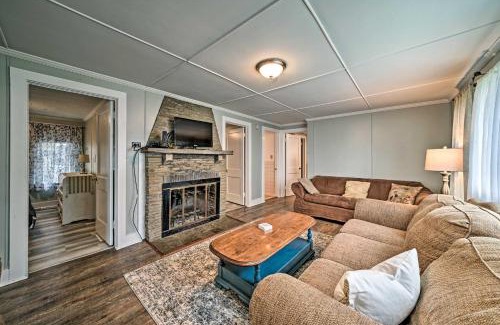 Edinboro House | Boat and Ski Home on Edinboro Lake with Grill!