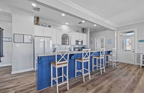 Freeport House | Boat Dock Access: Waterfront Freeport Home!
