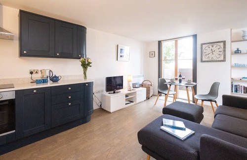 Thorpeness Apartment | Boat Lake - sleeps 2 guests in 1 bedroom