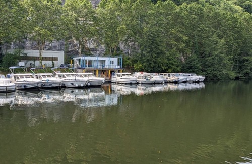 Luzech Boat Rental | Boat Luzech, 1 bedroom, 5 persons