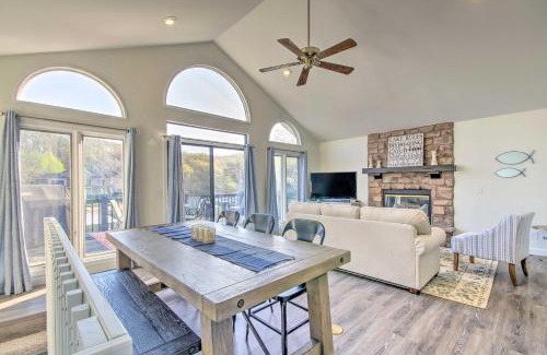 Sunrise Beach House | Boat Slip, Fire Pit Lakefront Sunrise Beach Home!