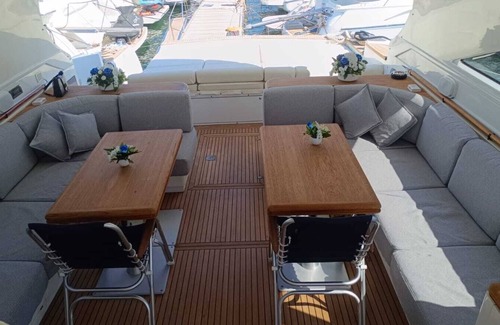 Portisco Boat Rental | Boat 'Yacht Rizzardi 23 Metri 4 Cabine'