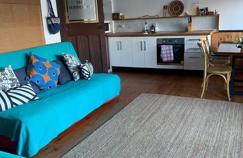 Dangar Island Cabin | Boatshed Bliss - 1 hour from CBD