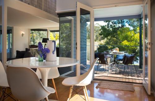 Daylesford House | Boatshed Villas by Istana - Green Door