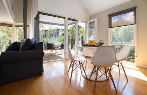 Daylesford House | Boatshed Villas by Istana - Yellow Door