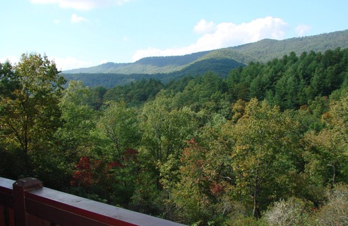 Hayesville House | BoB A beautiful mountain retreat