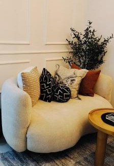 Central Province Bed & Breakfast | Bob furnished homes