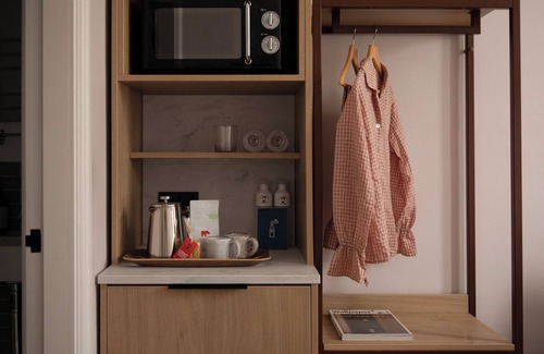 Holland Park Apartment | Bob W Holland Park London