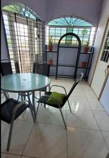 Portmore House | Bobby Vacation Home