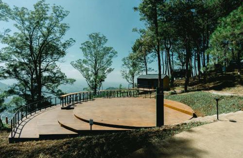 Pujon Resort | Bobocabin Coban Rondo, Malang