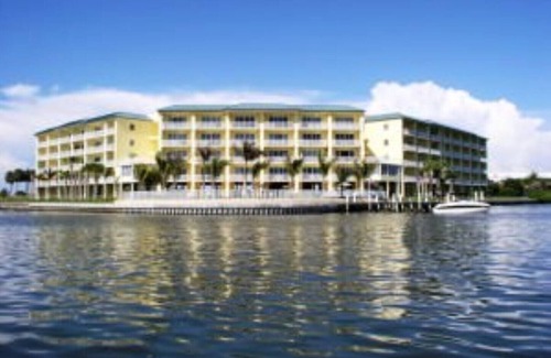 St. Petersburg - Clearwater Condo | Boca Ciega Waterfront Condo, pool/hot tub, near Trails/Dining, 3mi Madeira Beach
