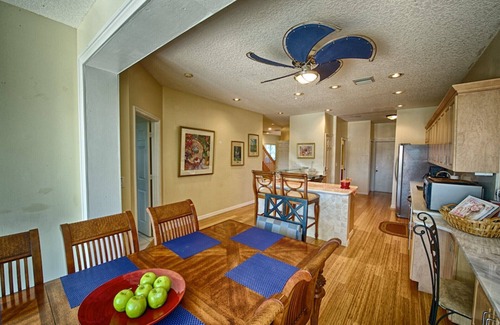 Boca Raton House | Boca,OCEAN,Pool! Steps To Sand & Surf, Restaurants,Shops! Best Location! CALL!