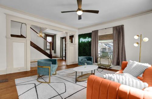 Evergreen House | Bocce Ball~ Hot Tub~Putt Putt ~Fire Pit