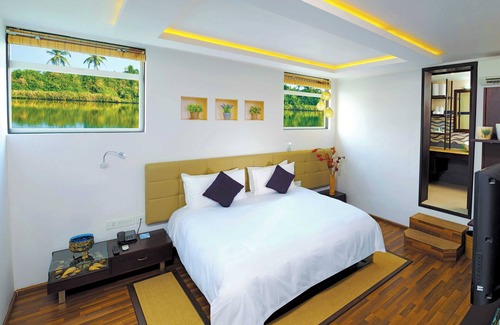 Kumbalam Hotel | Boche Island By Oxygen Resort