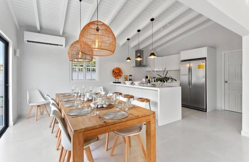 Opal Villa | Boco Beach House By Bocobay
