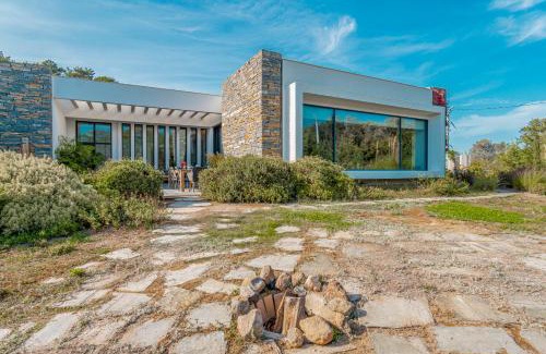 Dagbelen Villa | BodRoomBnB Fully Private Villa in Yalıkavak for 20 Guests ,2 Pools & Botanical Garden Ideal for Events, Families & Friends