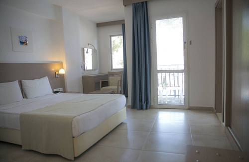 Yalı Hotel | Bodrum Sea Side Beach Club Hotel