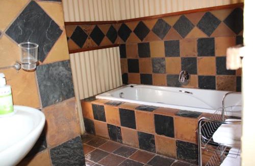 Tweespruit Hotel | Bodulo Lodge