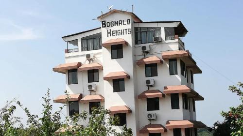 Consua Apartment | Bogmalo Heights Holiday