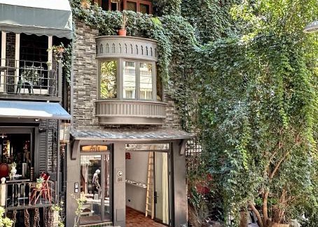 Taksim House | Boheme House with Bathtub & Terrace