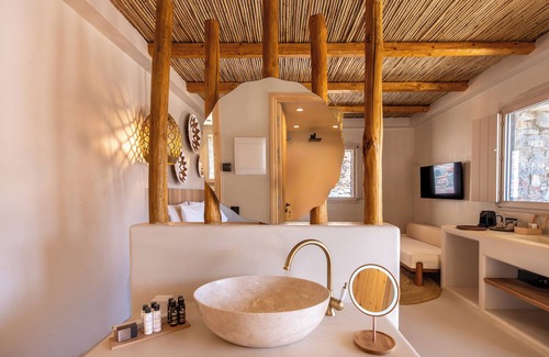 Kea Villa | Bohemian Kea Beach Club Resort