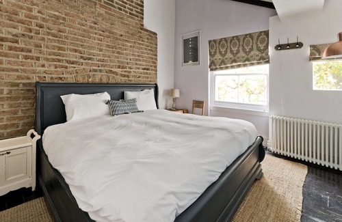 North Kensington Apartment | Bohemian Loft Style 1 Bed Apartment - Notting Hill/Ladbroke Grove