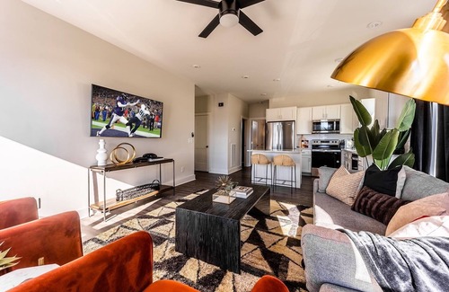 Whitebridge House | Bohemian Luxe 234-Rooftop Deck-Mins to Broadway