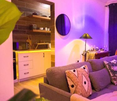 Accra Apartment | Bohemian Suite