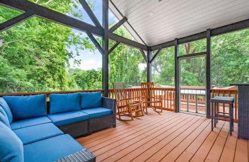 Downtown House | Boho 5BR Modern Villa w Hot Tub, Grill, Patio and Backyard