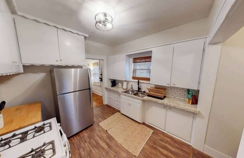 Wichita House | Boho Bungalow - Cute and Cozy - Pet Friendly