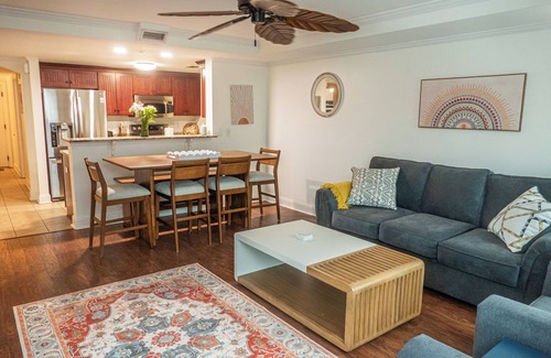 Savannah Beach Condo | Boho Escape-Steps to beach/pier, pool, shop, dine