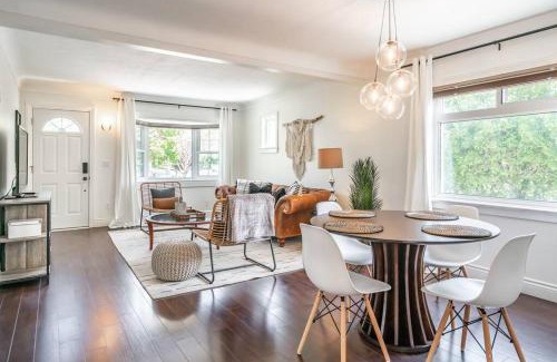 Niagara-on-the-Lake House | Boho Inspired NOTL Wine Country Private Home for 2