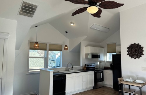 Belle Creek Apartment | Boho Studio with Vaulted Ceilings