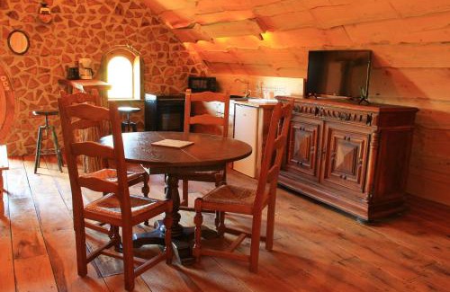 Tanis House | Bois de bouc