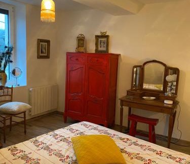 Lion-sur-Mer Bed & Breakfast | BOIS JOLI